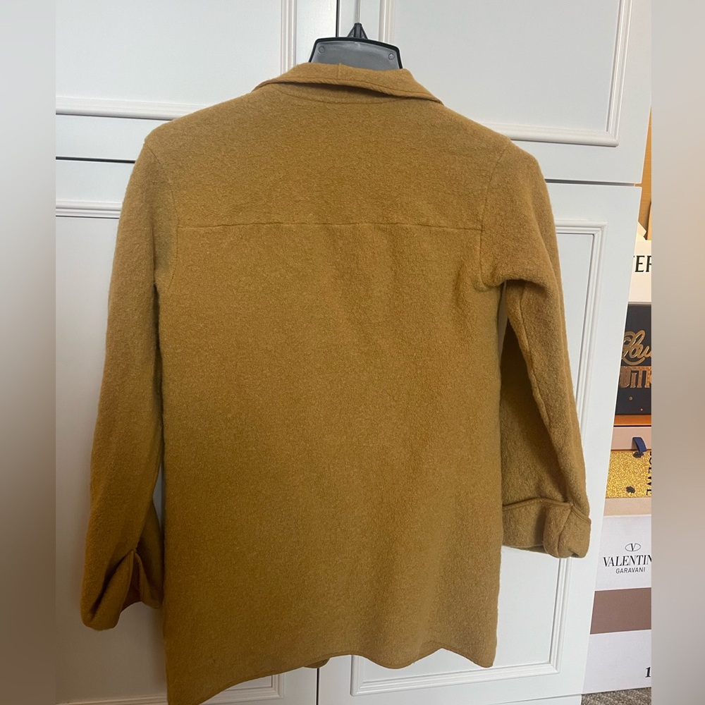 Aritzia Wilfred Free long blazer jacket/coat
Mustard yellow
Size XS - Picture 3 of 4